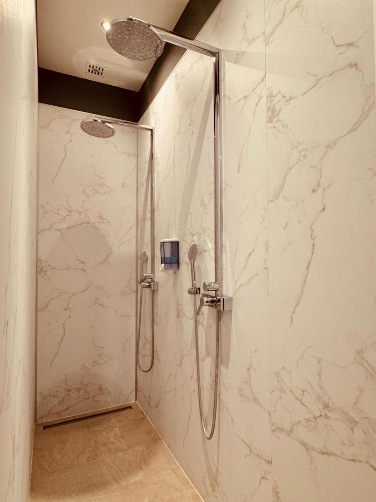 The Rose Suites Bruges Extérieur photo